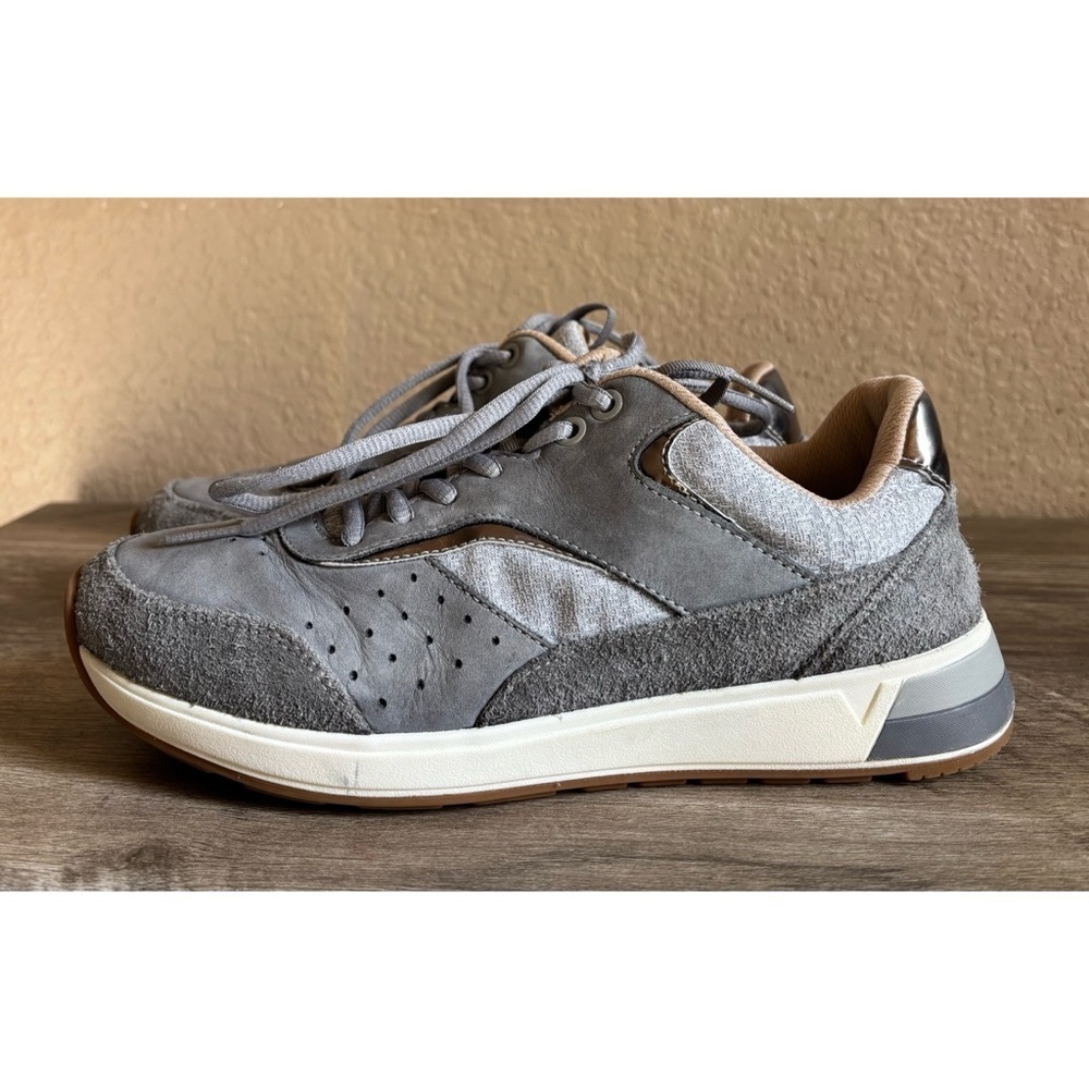 Vionic Nova Women's Athletic Sneakers